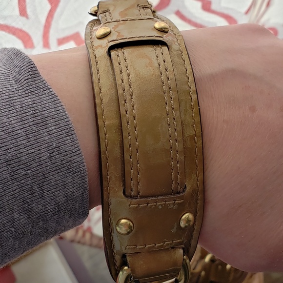 Coach Patent Leather HandBag - Picture 5 of 11